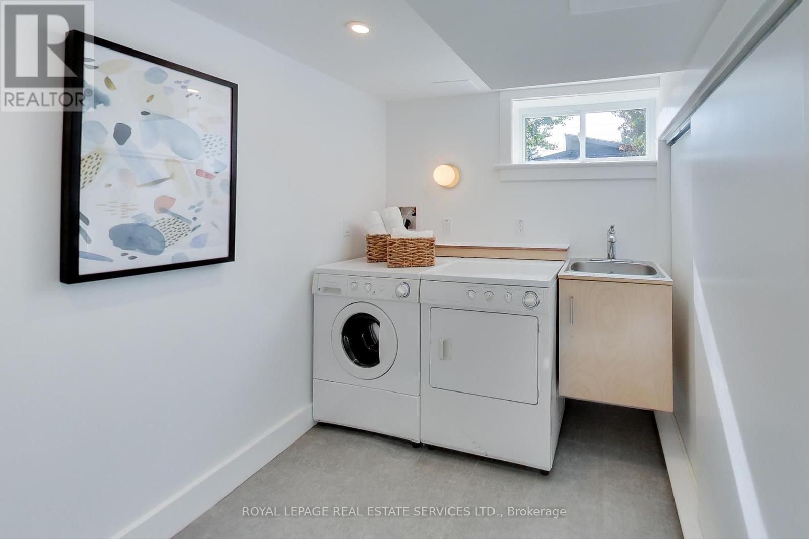29 Hocken Avenue, Toronto, Ontario  M6G 2K1 - Photo 25 - C12464194