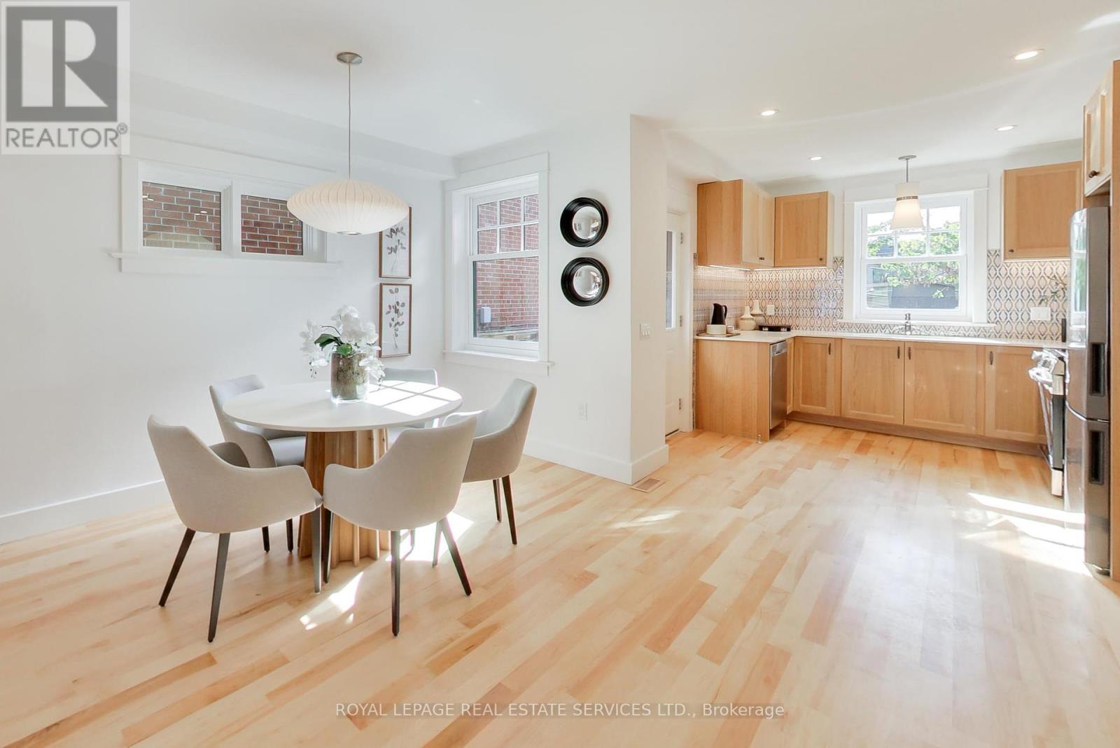 29 Hocken Avenue, Toronto, Ontario  M6G 2K1 - Photo 7 - C12464194