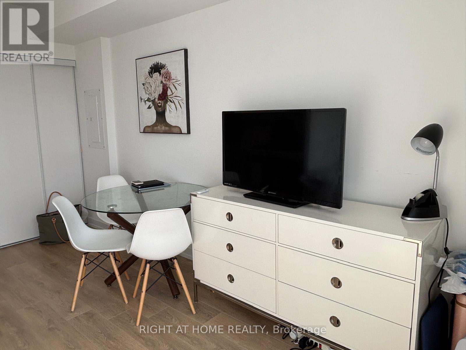 4011 - 82 Dalhousie Street, Toronto, Ontario  M5B 0C5 - Photo 11 - C12464213