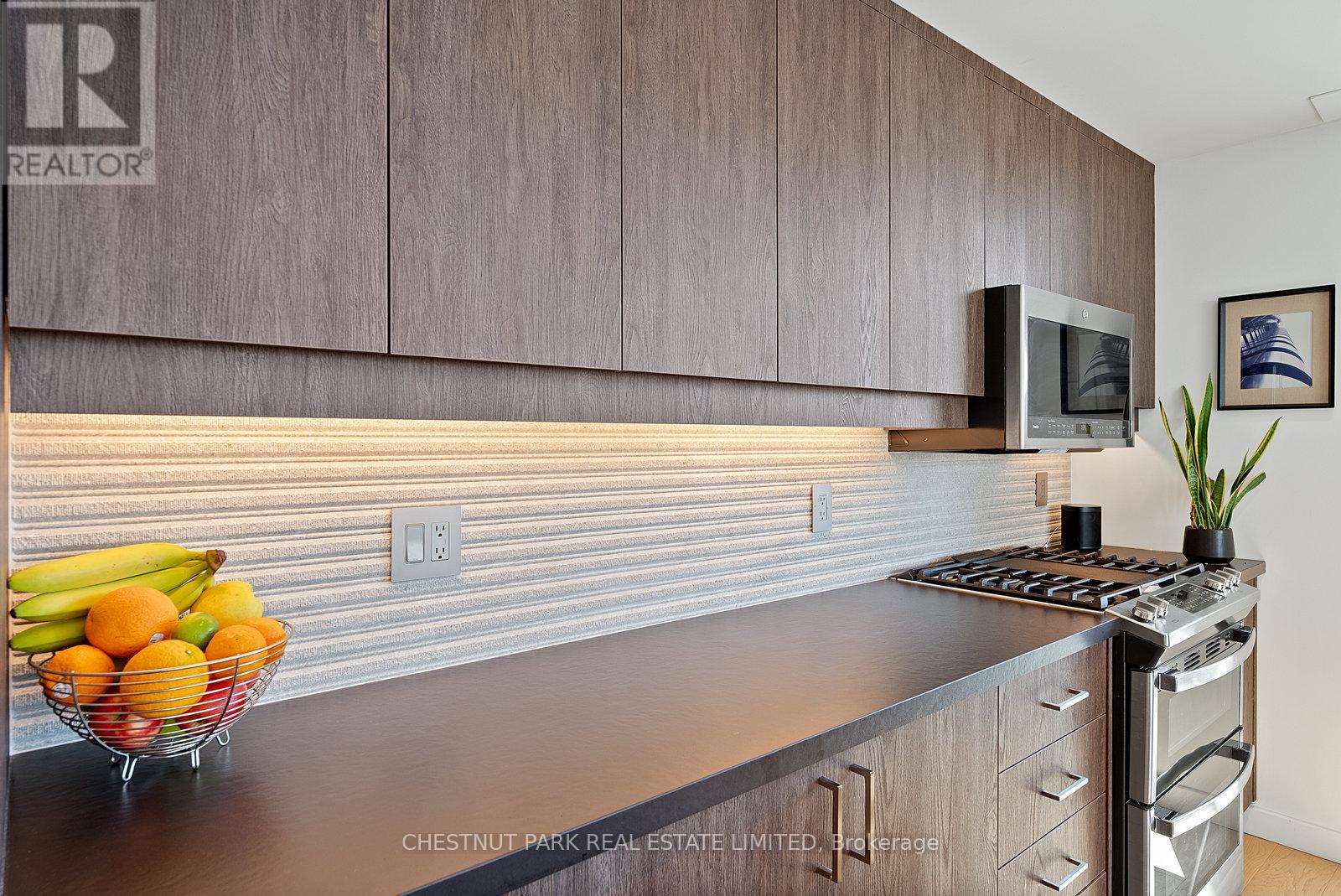 2502 - 281 Mutual Street, Toronto, Ontario  M4Y 3C4 - Photo 12 - C12464227