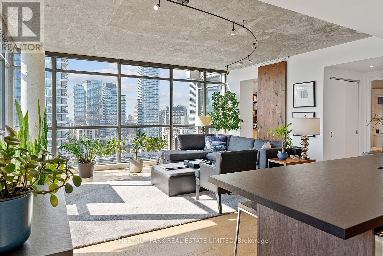 2502 - 281 Mutual Street, Toronto, Ontario  M4Y 3C4 - Photo 16 - C12464227