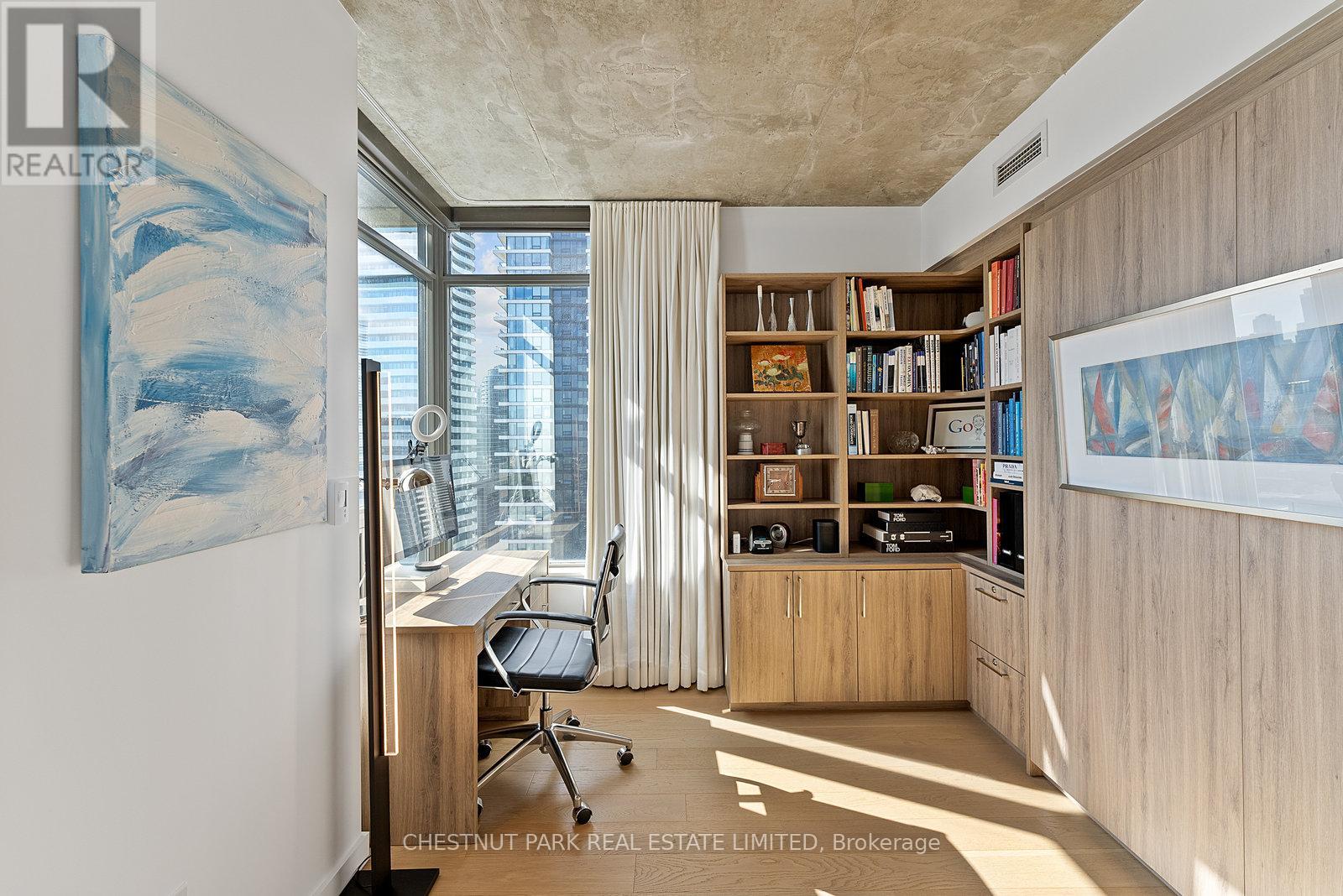 2502 - 281 Mutual Street, Toronto, Ontario  M4Y 3C4 - Photo 31 - C12464227