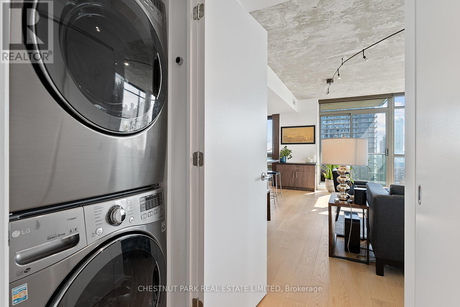 2502 - 281 Mutual Street, Toronto, Ontario  M4Y 3C4 - Photo 37 - C12464227
