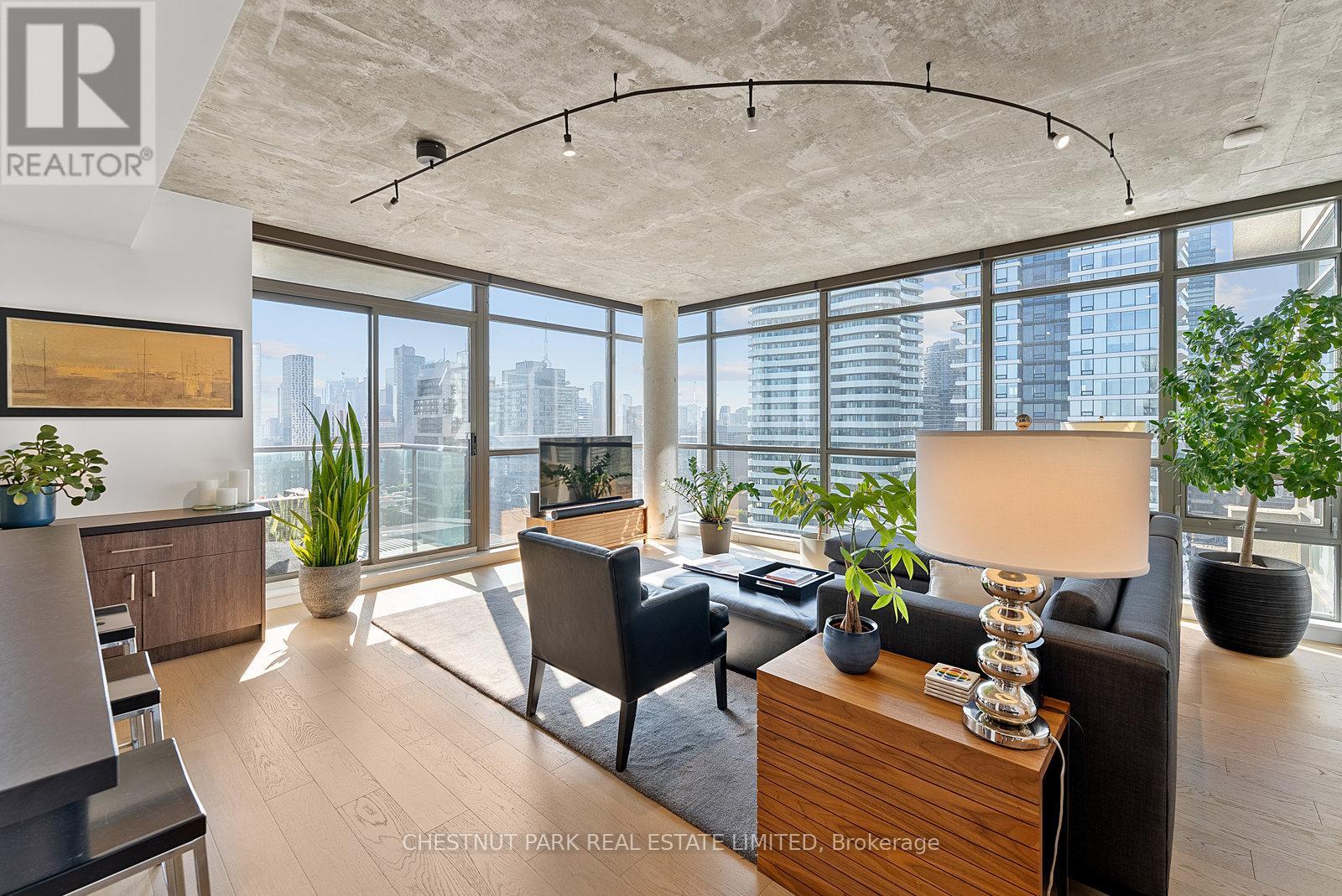 2502 - 281 Mutual Street, Toronto, Ontario  M4Y 3C4 - Photo 5 - C12464227