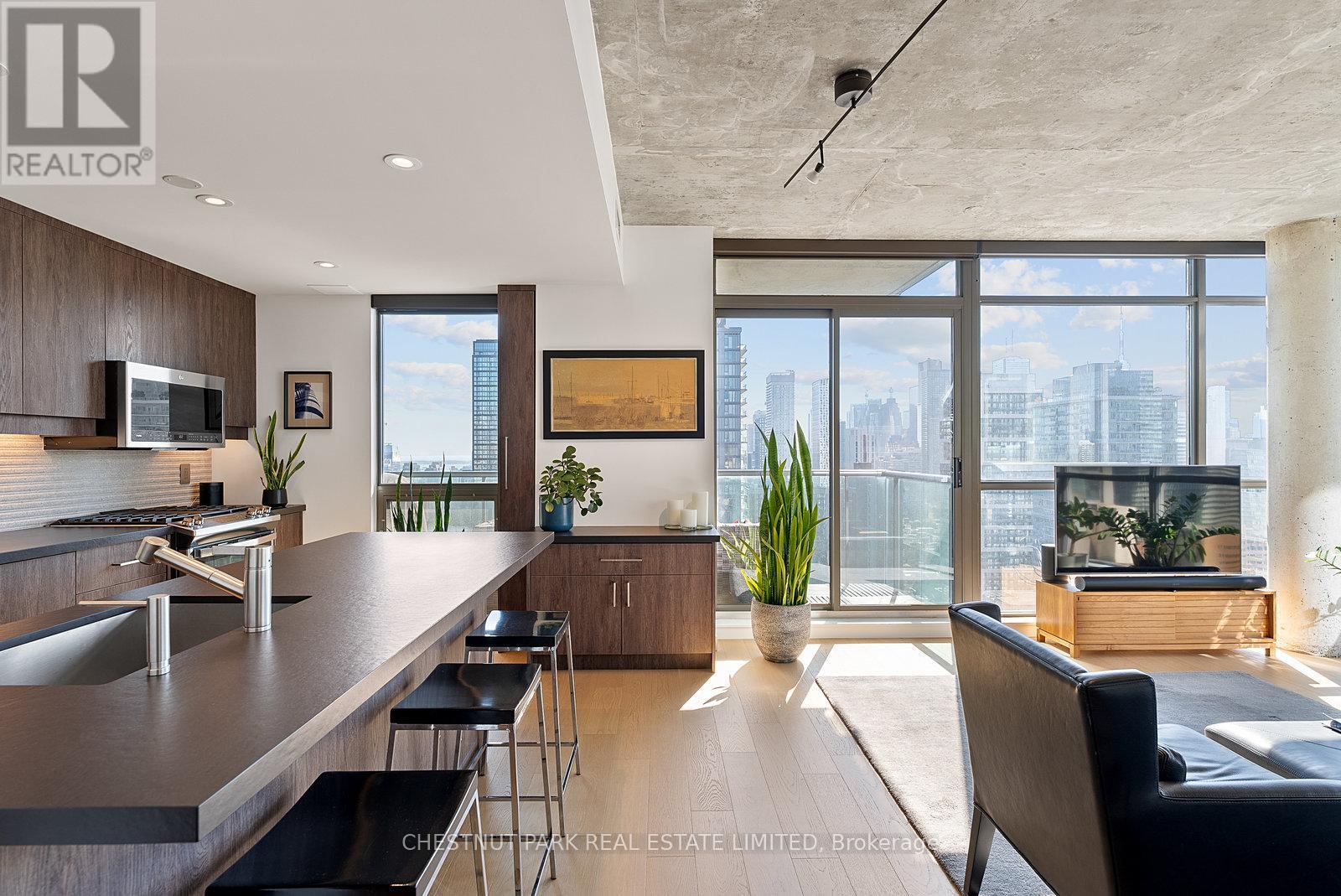 2502 - 281 Mutual Street, Toronto, Ontario  M4Y 3C4 - Photo 6 - C12464227