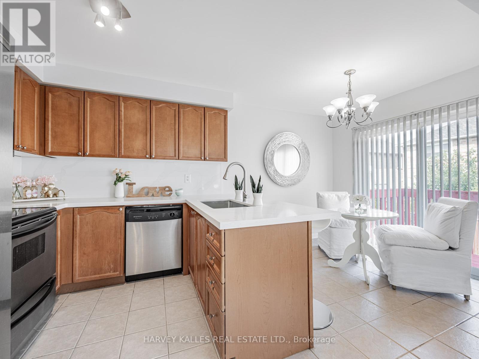 9 Bobcat Terrace, Toronto, Ontario  M1B 6G5 - Photo 16 - E12464229