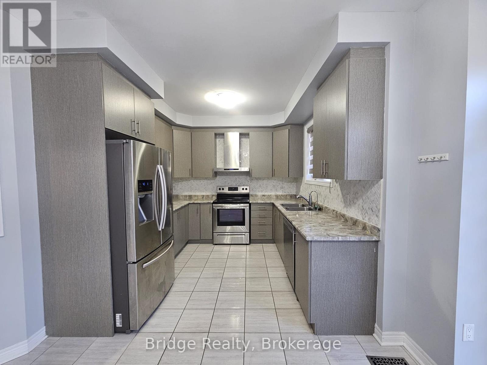 459 Thompson Street, Woodstock, Ontario  N4S 7W2 - Photo 9 - X12464246