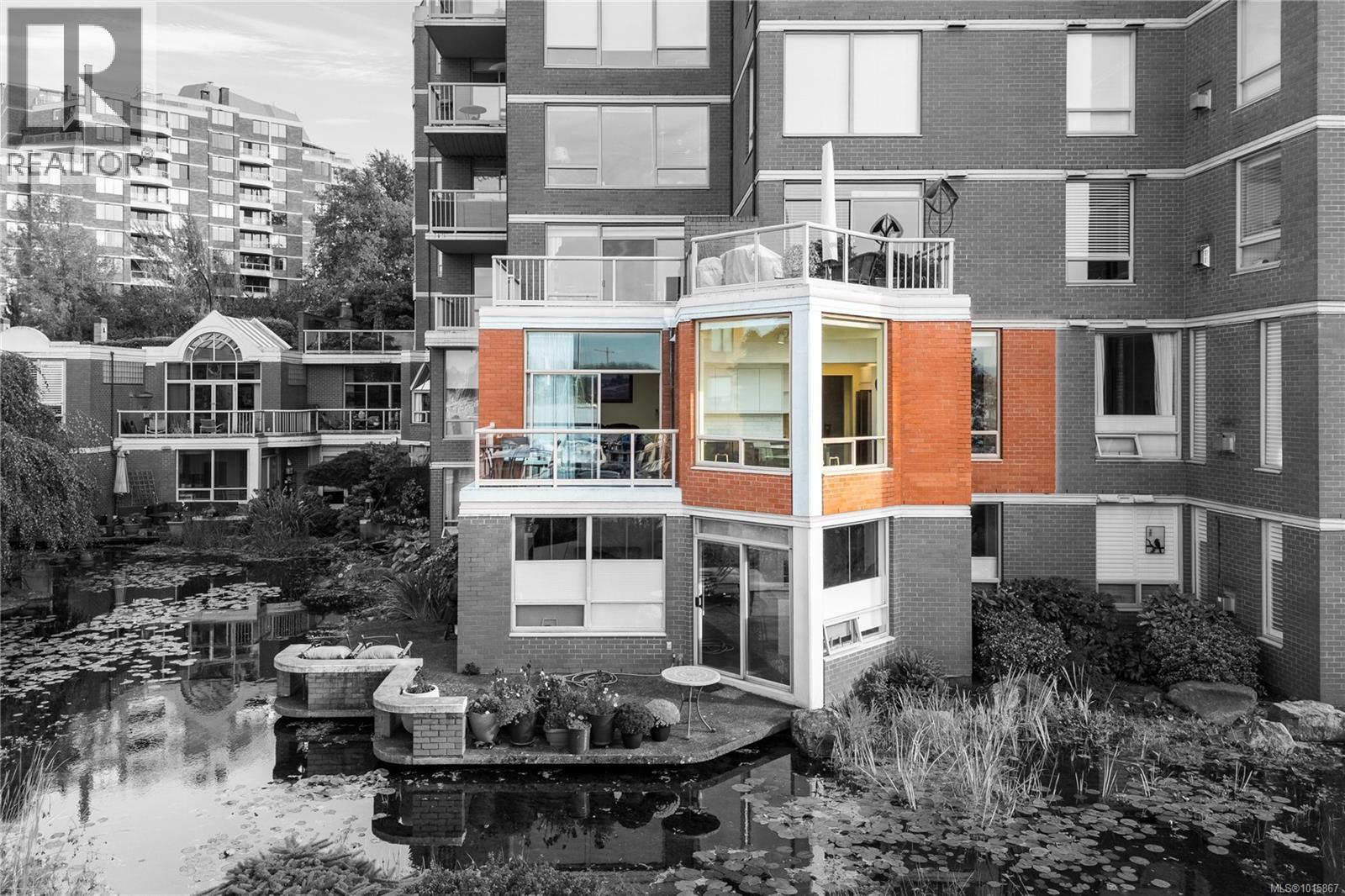 203 636 Montreal St, Victoria, British Columbia  V8V 4Y1 - Photo 18 - 1015867