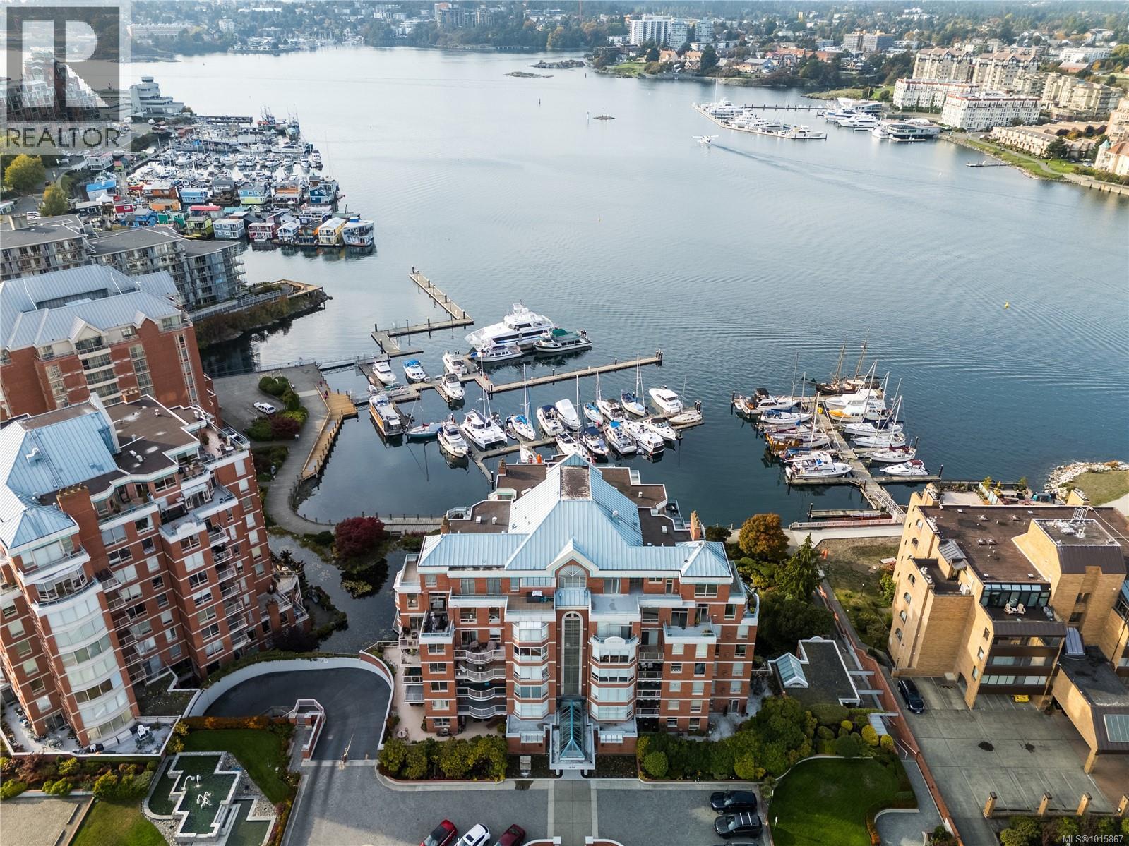 203 636 Montreal St, Victoria, British Columbia  V8V 4Y1 - Photo 4 - 1015867