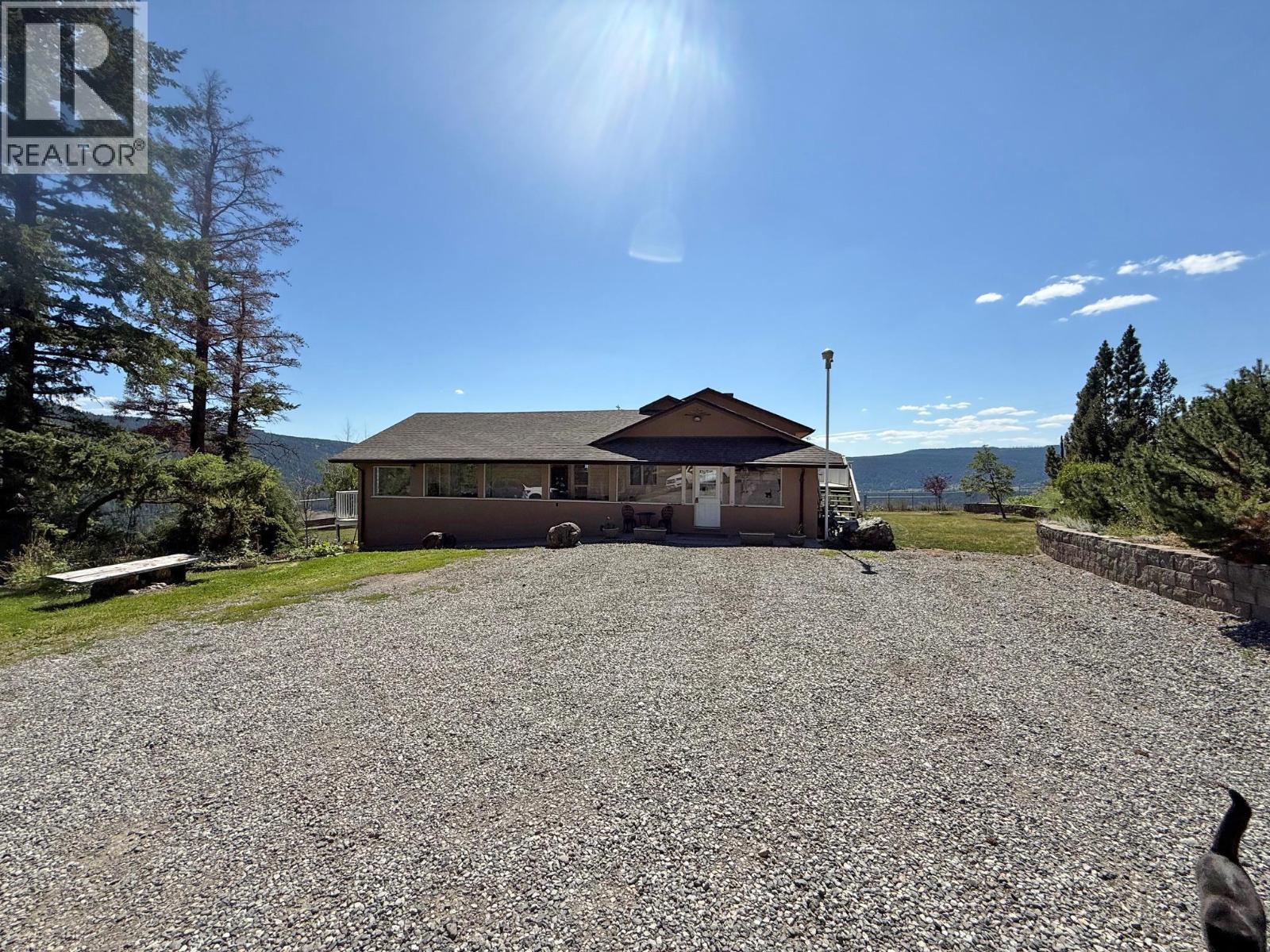 1121 Soda Creek Road, Williams Lake, British Columbia  V2G 5E4 - Photo 3 - R3058784