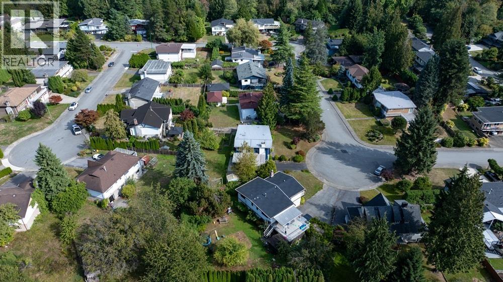 3345 Cardinal Drive, Burnaby, British Columbia  V5A 2T7 - Photo 13 - R3052176