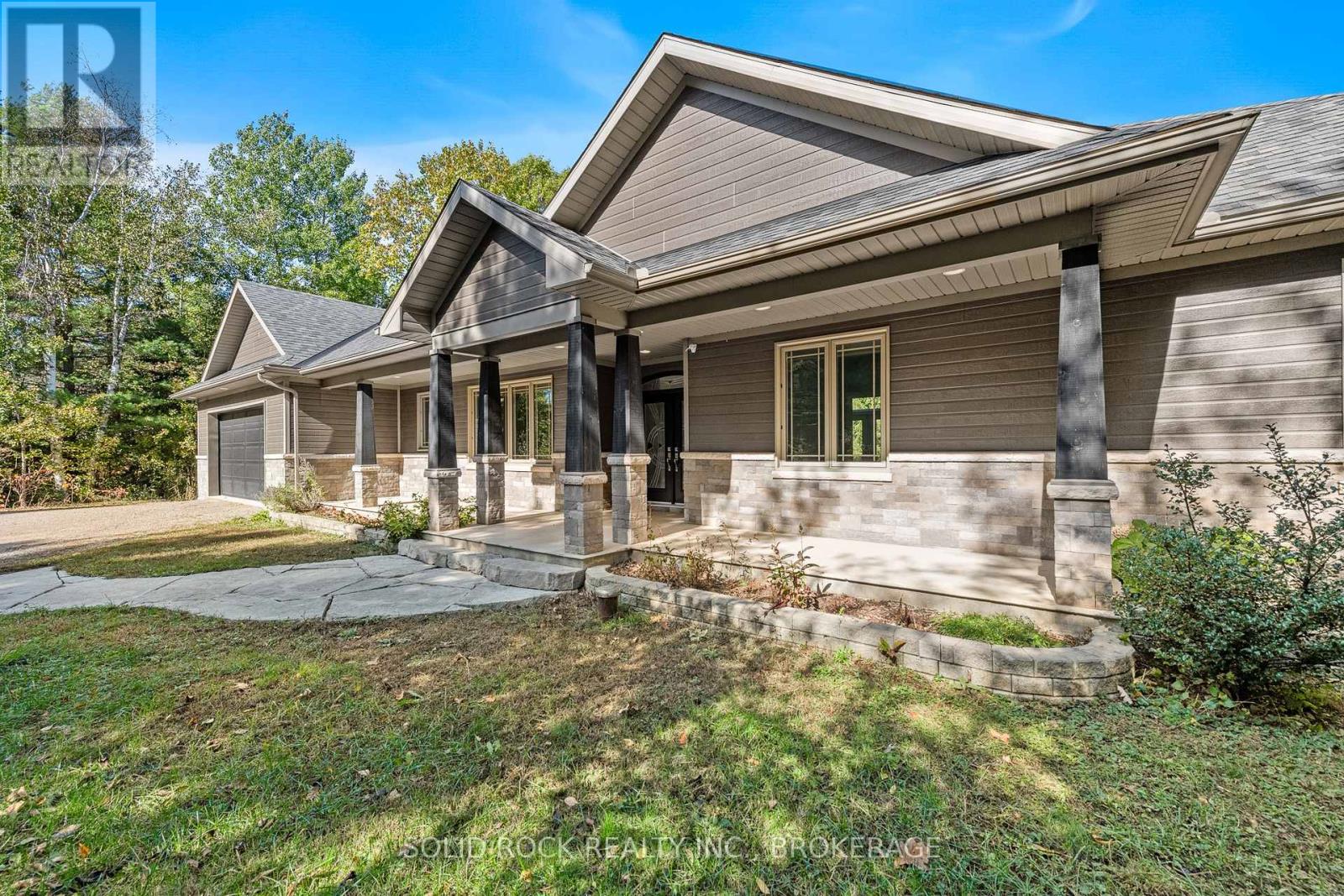 132 Western Avenue, Drummond/north Elmsley, Ontario  K7A 4S4 - Photo 4 - X12464254
