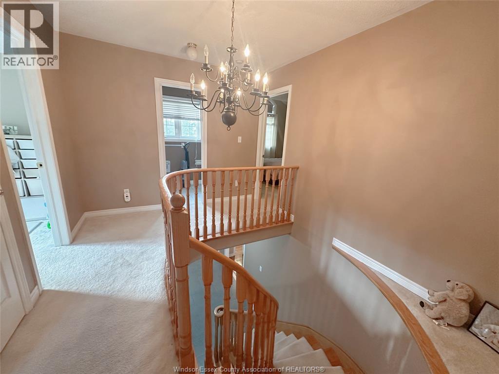 940 Greenpark, Windsor, Ontario  N8P 1J3 - Photo 6 - 25026237