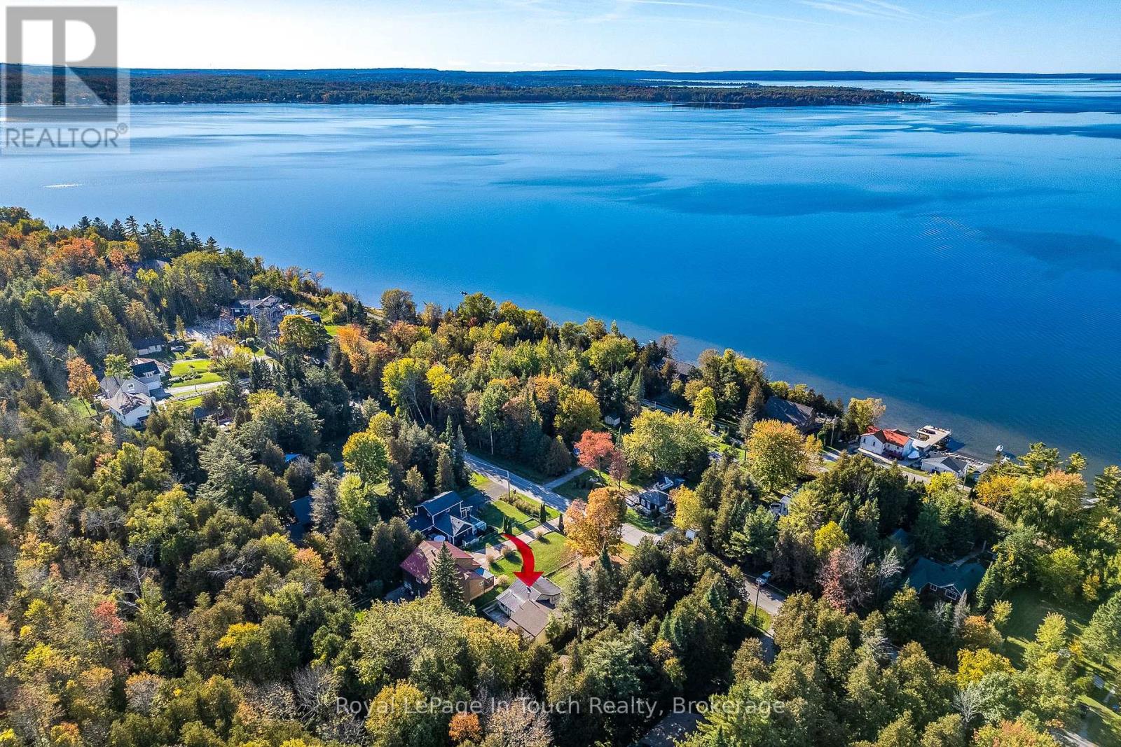 77 King Road, Tay (Waubaushene), Ontario  L0K 2C0 - Photo 10 - S12464256