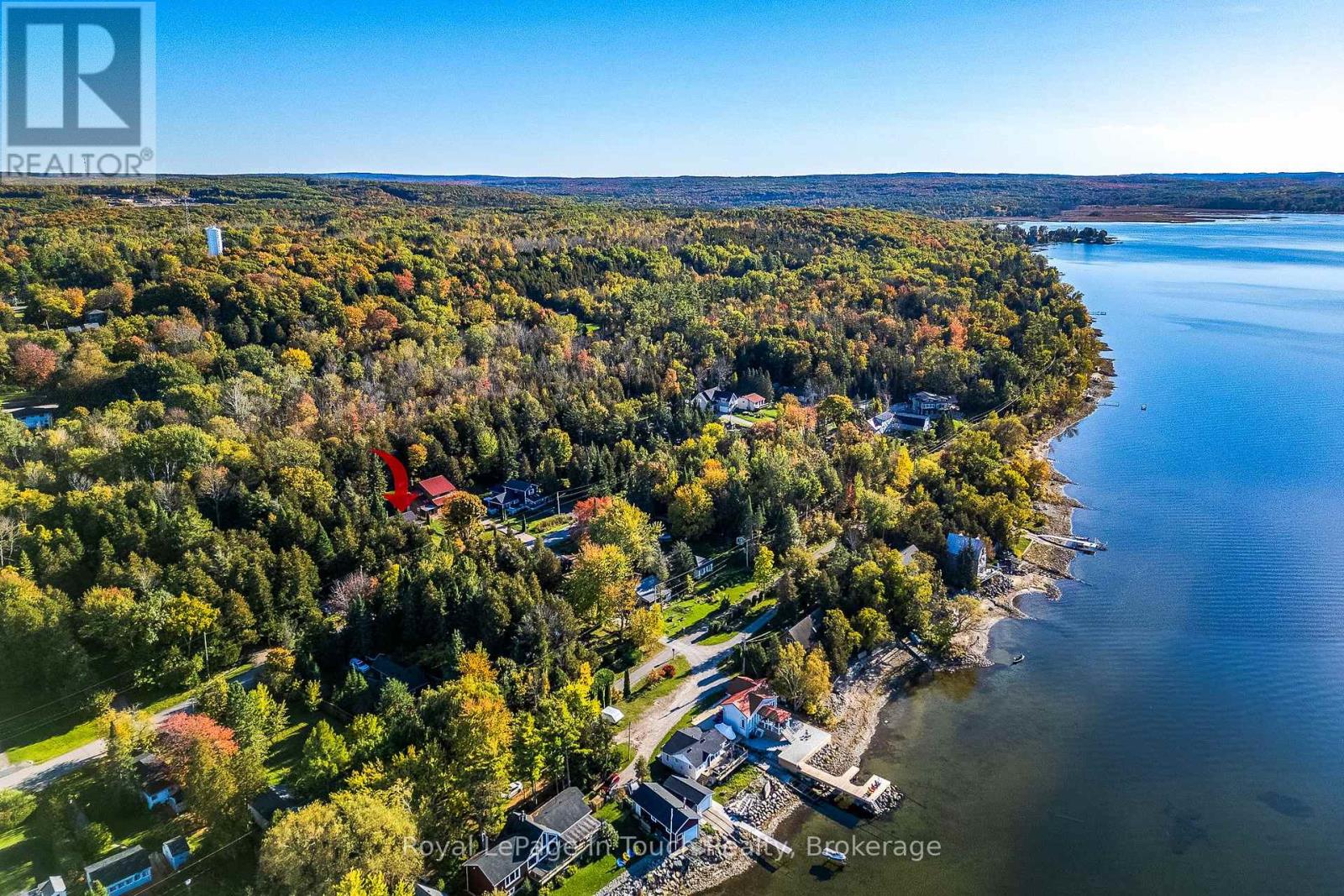 77 King Road, Tay (Waubaushene), Ontario  L0K 2C0 - Photo 13 - S12464256