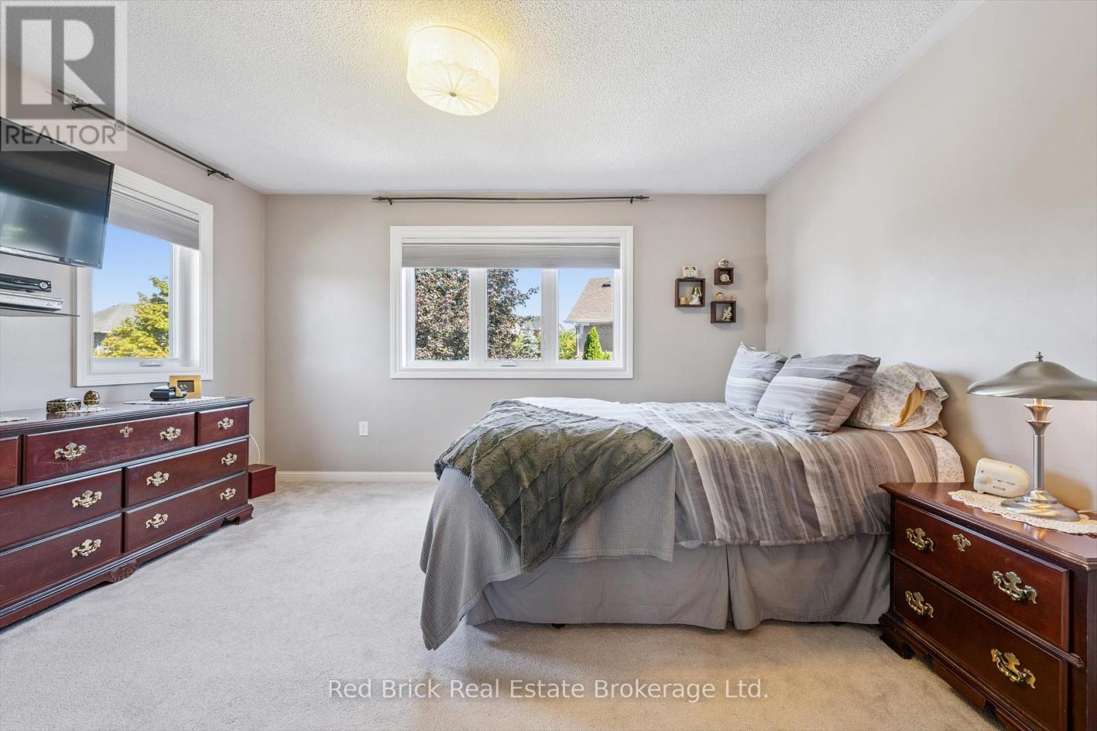 7241 Torrisdale Lane, Mississauga (Meadowvale Village), Ontario  L5N 7Y7 - Photo 12 - W12464244