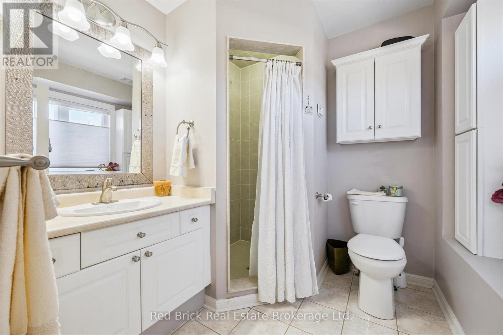 7241 Torrisdale Lane, Mississauga (Meadowvale Village), Ontario  L5N 7Y7 - Photo 14 - W12464244
