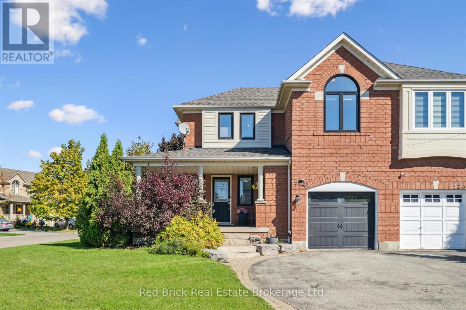 7241 Torrisdale Lane, Mississauga (Meadowvale Village), Ontario  L5N 7Y7 - Photo 2 - W12464244