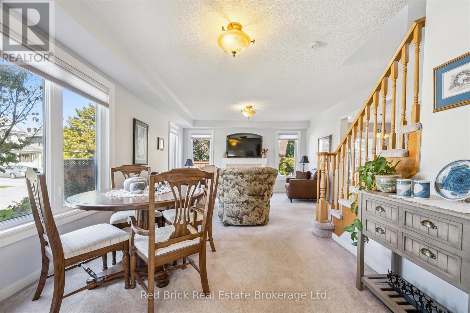 7241 Torrisdale Lane, Mississauga (Meadowvale Village), Ontario  L5N 7Y7 - Photo 6 - W12464244