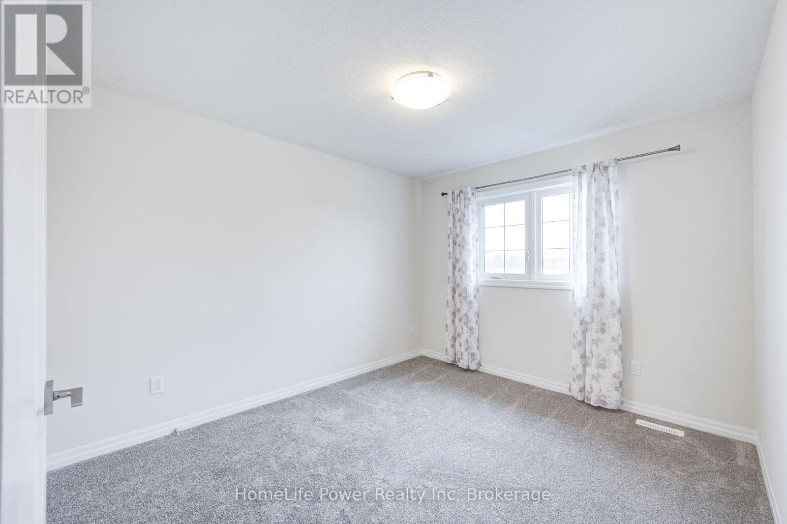 4 Braun Avenue, Tillsonburg, Ontario  N4G 0K5 - Photo 26 - X12464284