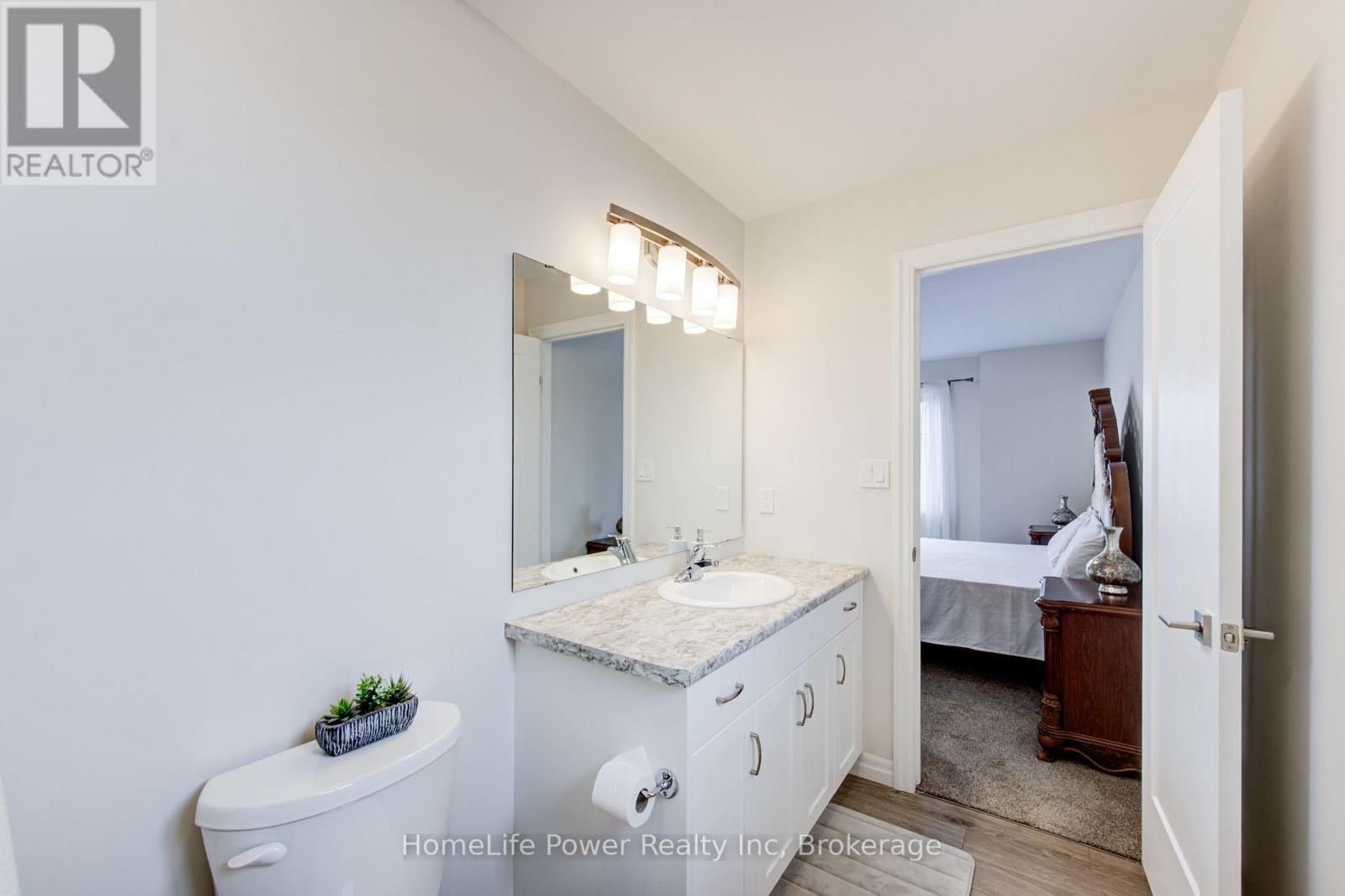4 Braun Avenue, Tillsonburg, Ontario  N4G 0K5 - Photo 32 - X12464284