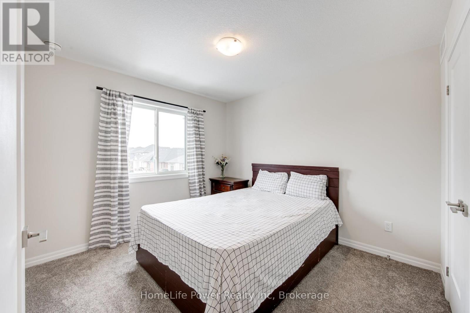 4 Braun Avenue, Tillsonburg, Ontario  N4G 0K5 - Photo 36 - X12464284