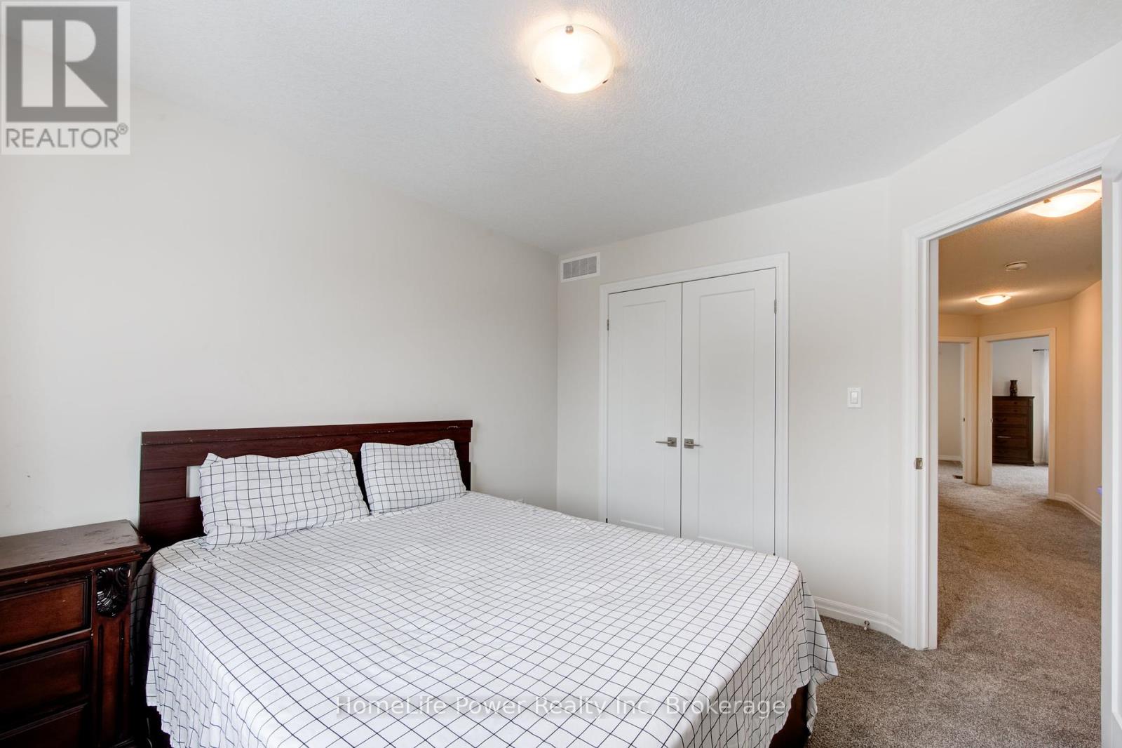4 Braun Avenue, Tillsonburg, Ontario  N4G 0K5 - Photo 37 - X12464284