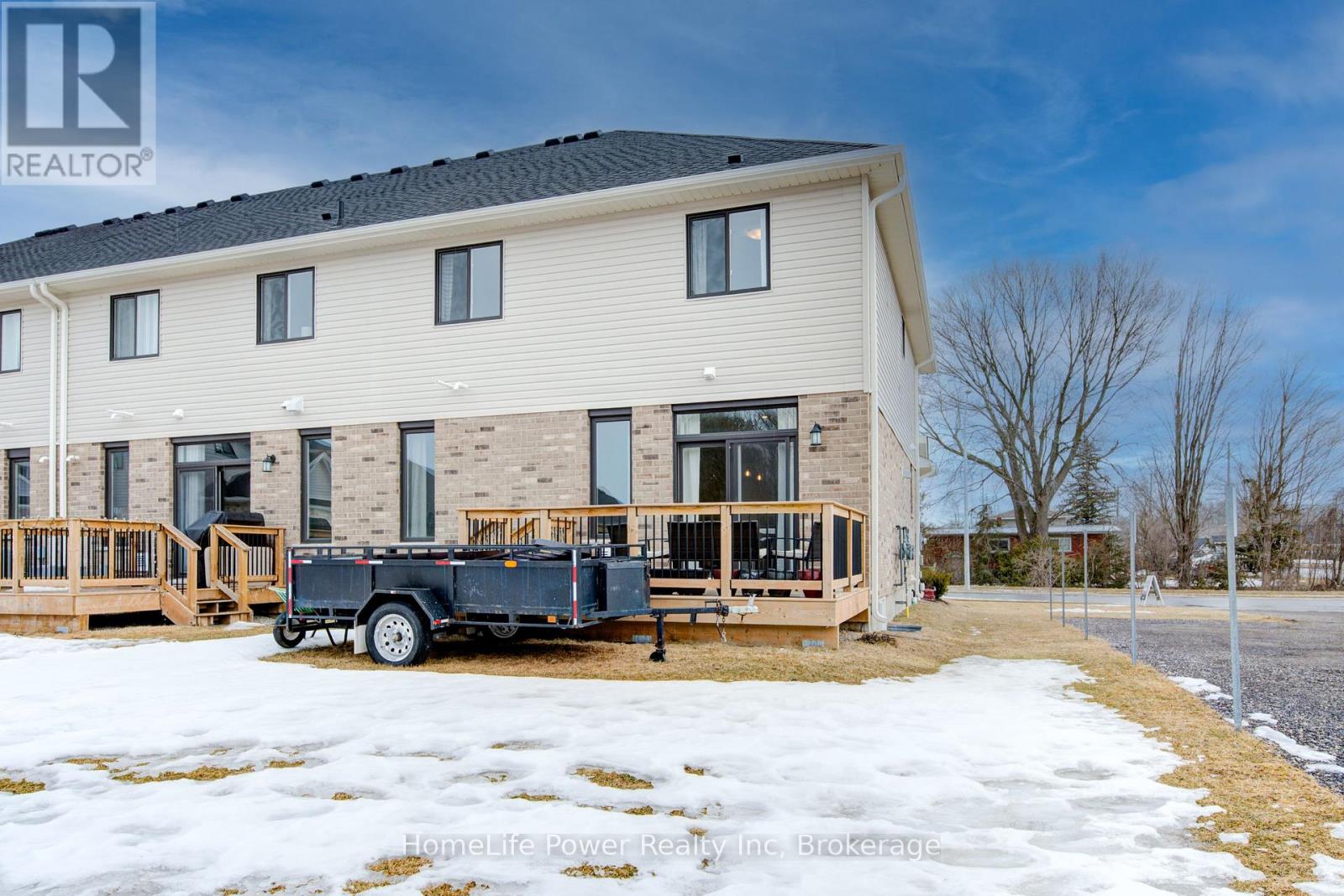 4 Braun Avenue, Tillsonburg, Ontario  N4G 0K5 - Photo 47 - X12464284