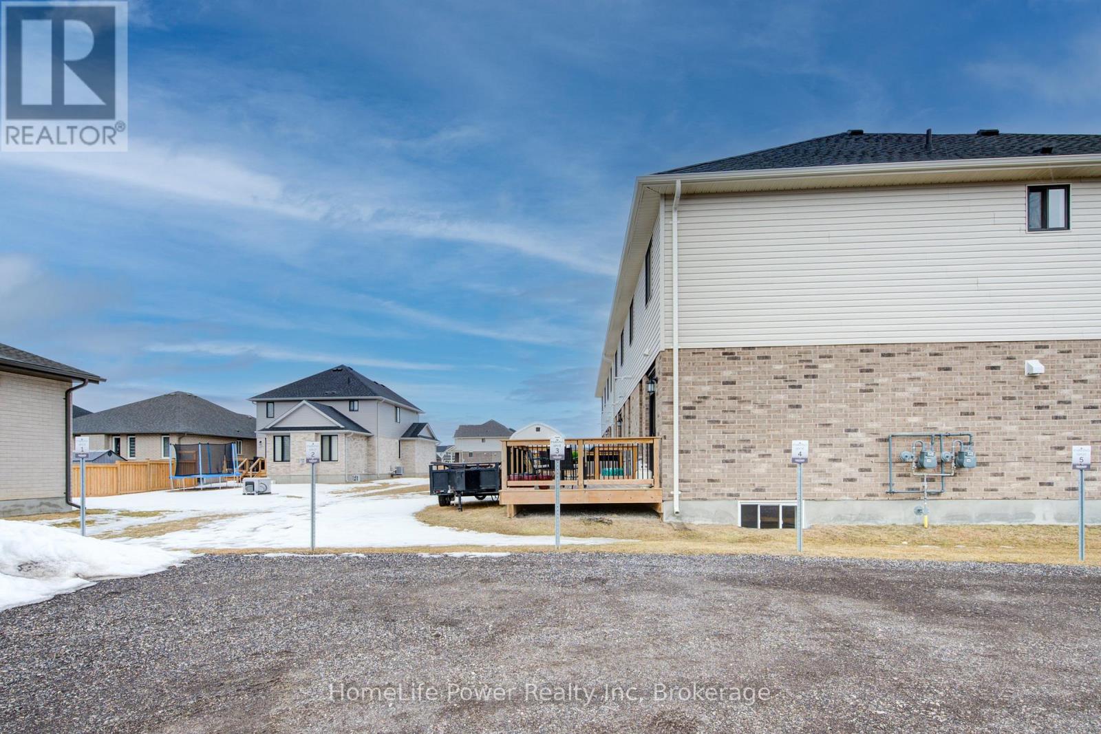 4 Braun Avenue, Tillsonburg, Ontario  N4G 0K5 - Photo 48 - X12464284