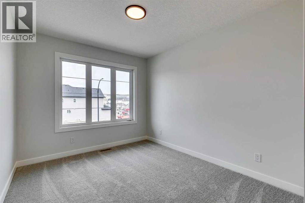 99 Saddlebred Place, Cochrane, Alberta  T4C 3E6 - Photo 32 - A2264758