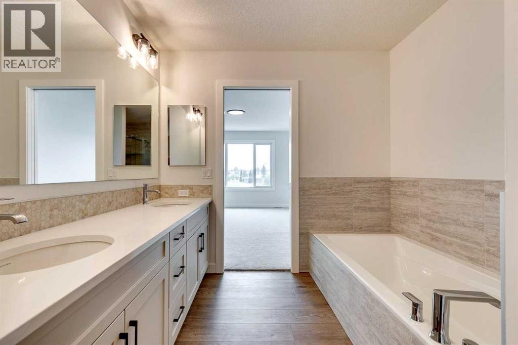99 Saddlebred Place, Cochrane, Alberta  T4C 3E6 - Photo 46 - A2264758