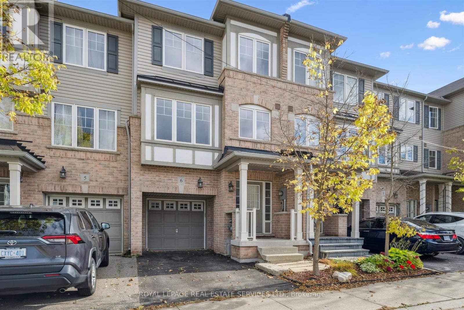 6 - 2006 Trawden Way, Oakville, Ontario  L6M 0M1 - Photo 2 - W12464197