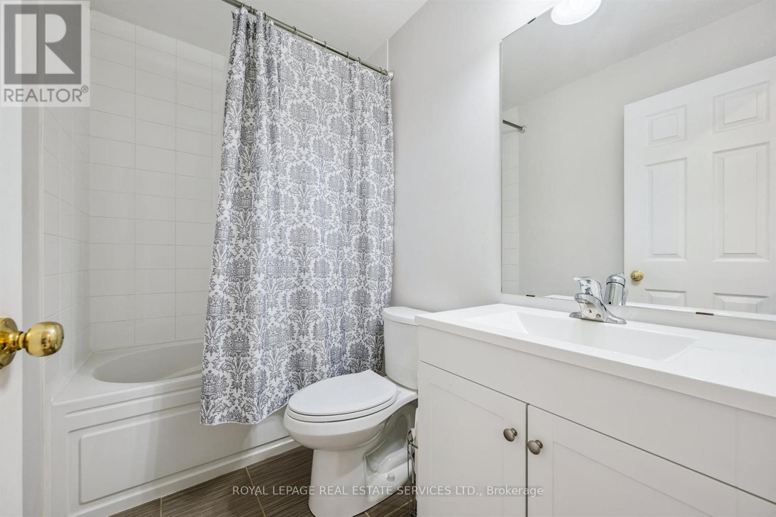 6 - 2006 Trawden Way, Oakville, Ontario  L6M 0M1 - Photo 34 - W12464197