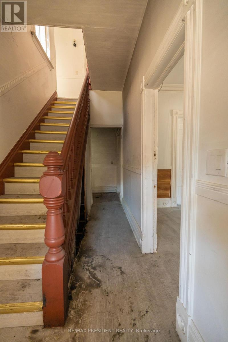 2 David Street, Brampton, Ontario  L6X 1J1 - Photo 8 - W12464201