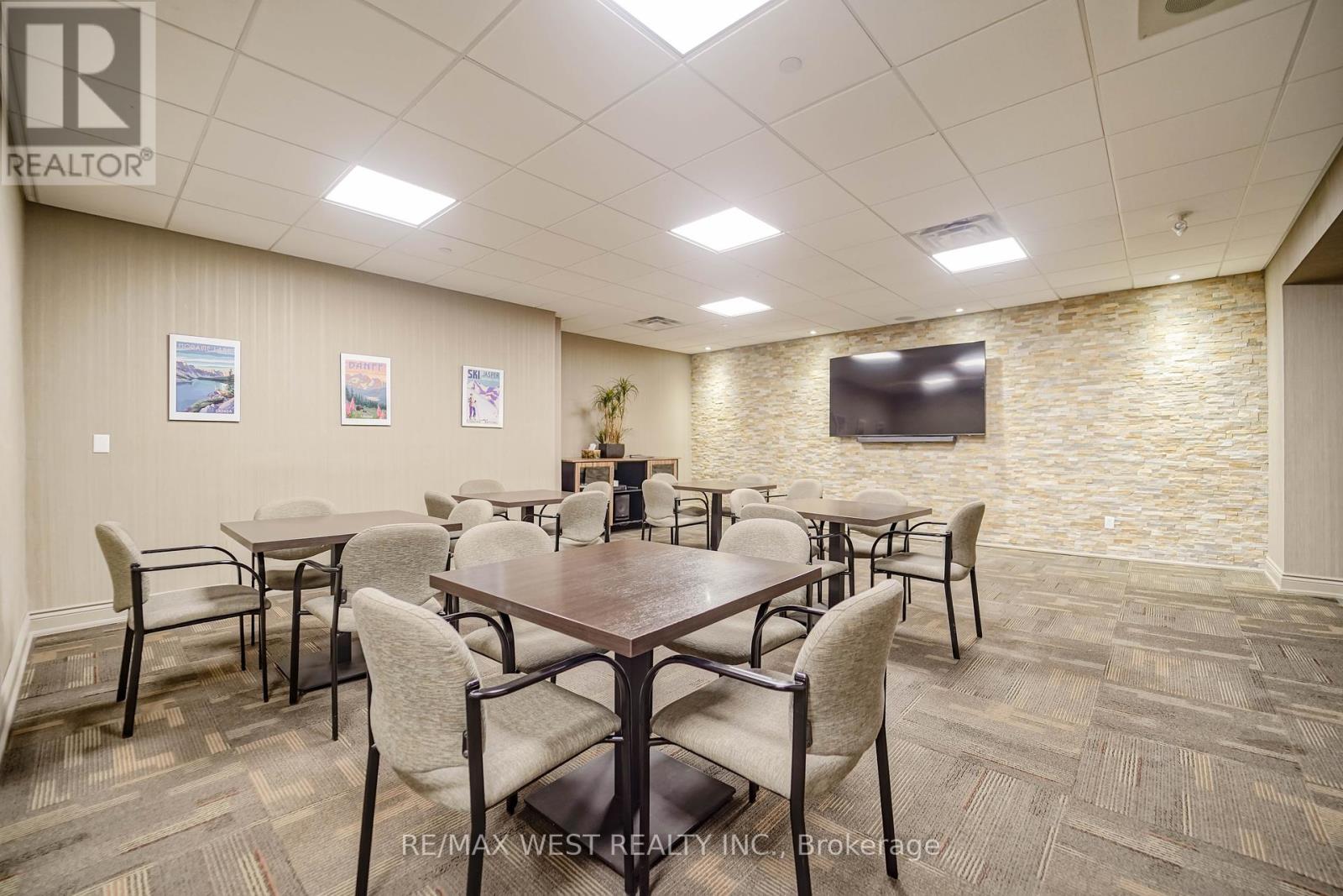 1709 - 1300 Bloor Street, Mississauga, Ontario  L4Y 3Z2 - Photo 11 - W12464202