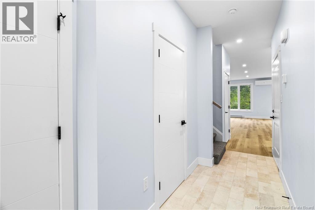 34 Winterberry Drive, Fredericton, New Brunswick  E3C 0C3 - Photo 4 - NB126137