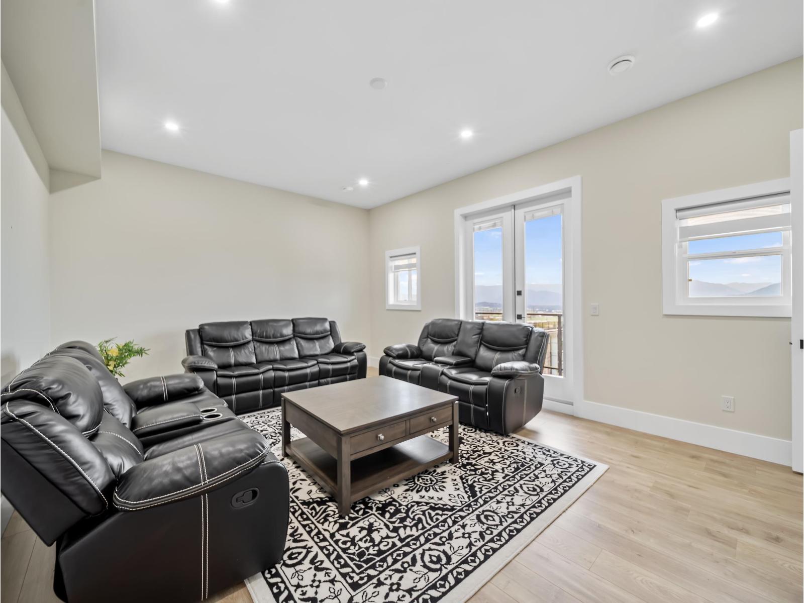 8204 Harvest Place, Eastern Hillsides, Chilliwack, British Columbia  V4Z 0E4 - Photo 17 - R3057349