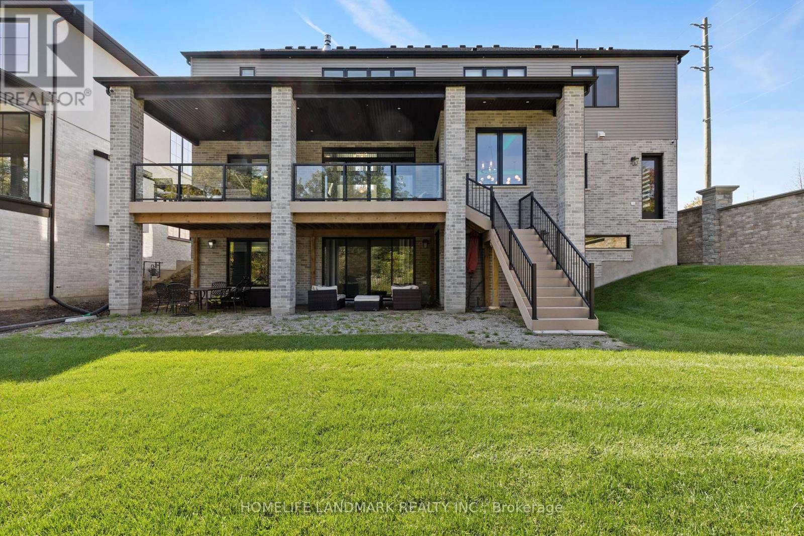 451 Warner Terrace, London North, Ontario  N6G 0E6 - Photo 37 - X12464207