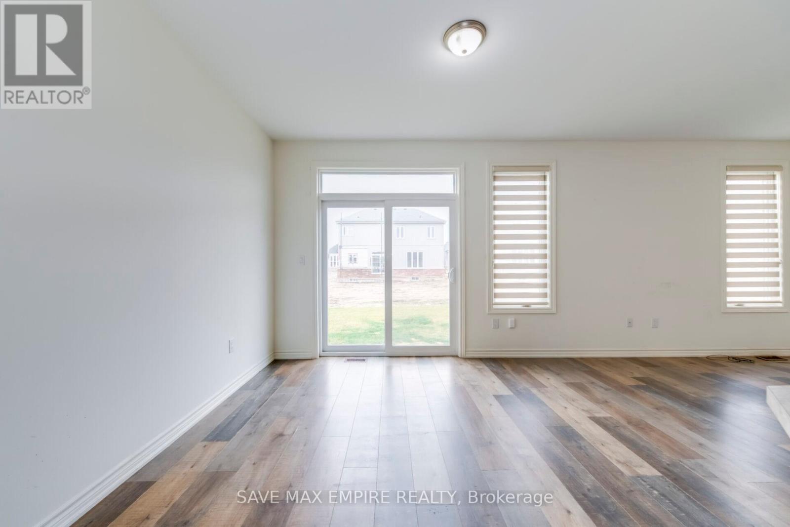 1207 Green Acres Drive, Fort Erie, Ontario  L2A 0C9 - Photo 17 - X12464218