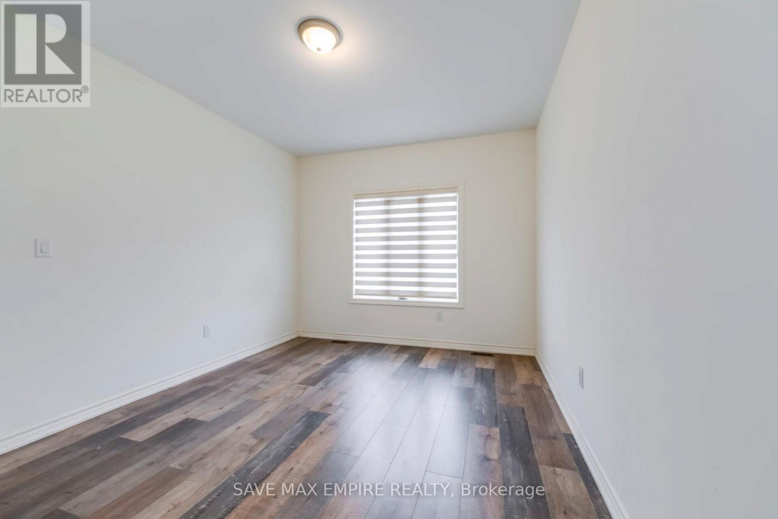 1207 Green Acres Drive, Fort Erie, Ontario  L2A 0C9 - Photo 22 - X12464218