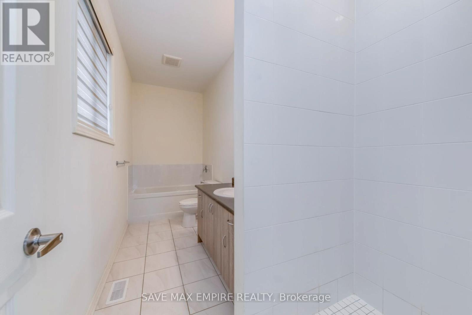 1207 Green Acres Drive, Fort Erie, Ontario  L2A 0C9 - Photo 25 - X12464218