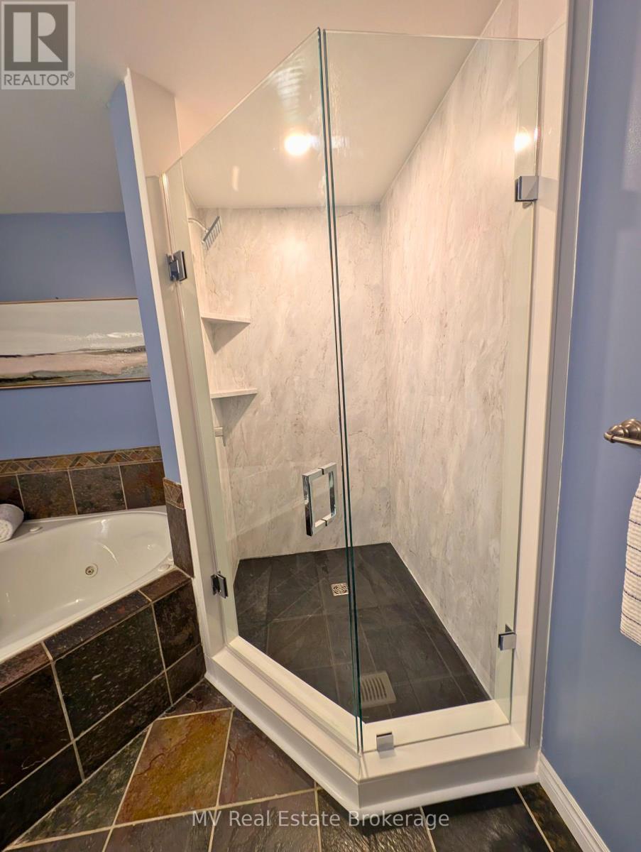 104 Gibbons Drive, Centre Wellington, Ontario  N1M 3V8 - Photo 30 - X12455921