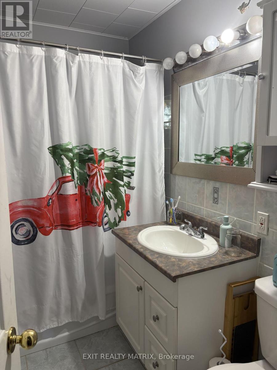 144 Bond Street, Champlain, Ontario  K0B 1R0 - Photo 11 - X12464240