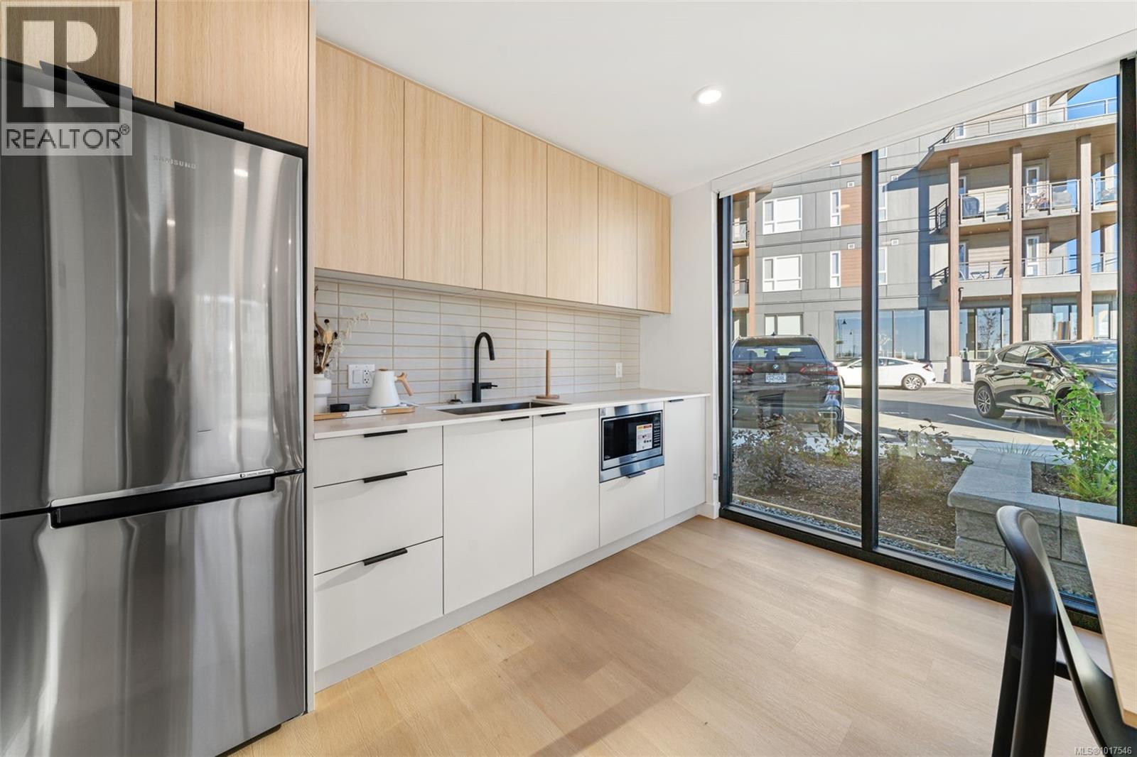 100 3564b Ryder Hesjedal Way, Colwood, British Columbia V9C 0V3 - Photo 26 - 1017546