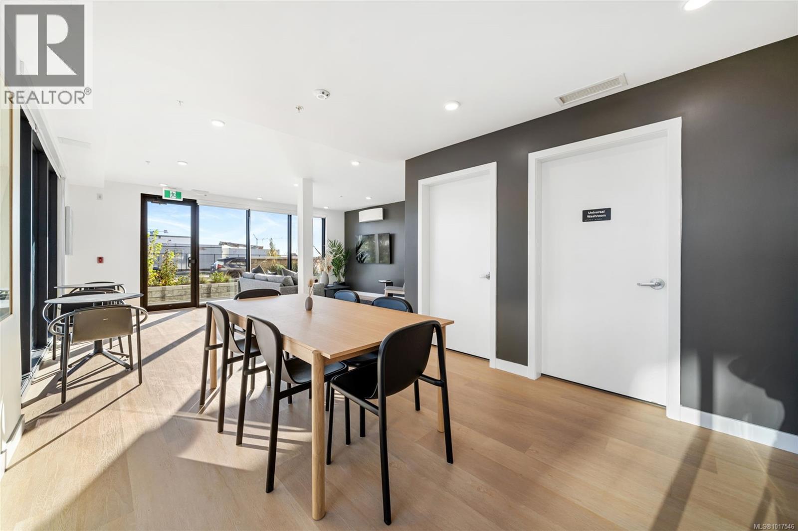 100 3564b Ryder Hesjedal Way, Colwood, British Columbia V9C 0V3 - Photo 27 - 1017546