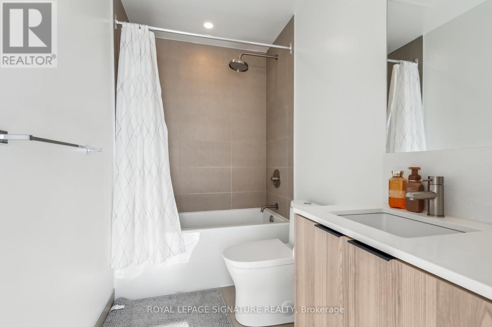 2315 - 55 Mercer Street, Toronto, Ontario  M5V 0W4 - Photo 19 - C12464228