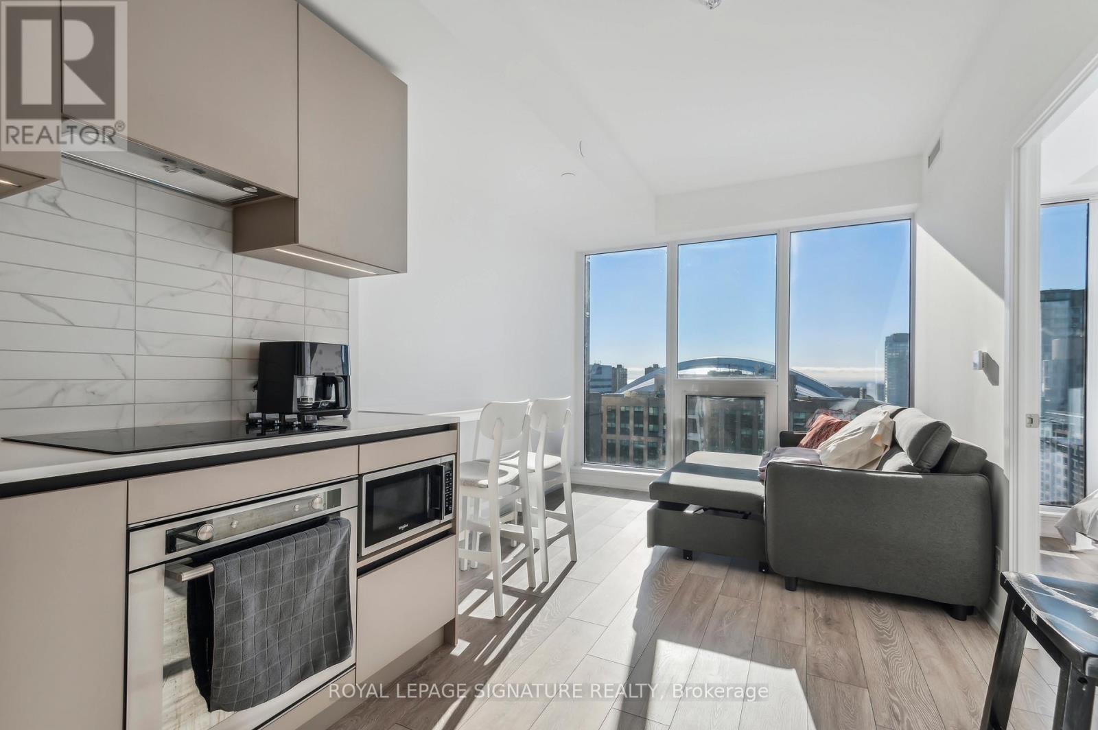 2315 - 55 Mercer Street, Toronto, Ontario  M5V 0W4 - Photo 4 - C12464228