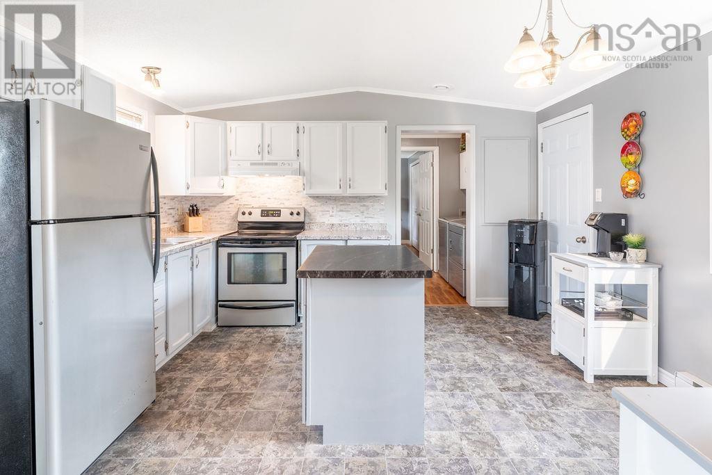88 Brook Street, Middle Sackville, Nova Scotia  B4E 1B9 - Photo 6 - 202521334