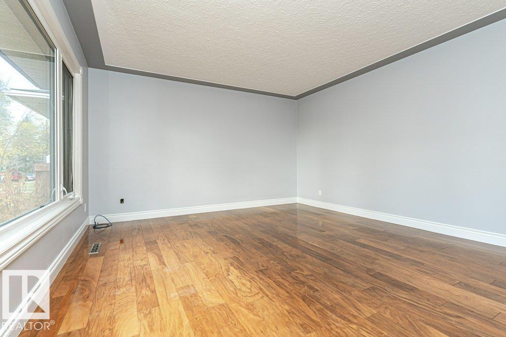 10432 64 Av Nw, Edmonton, Alberta  T6H 1S7 - Photo 7 - E4462202