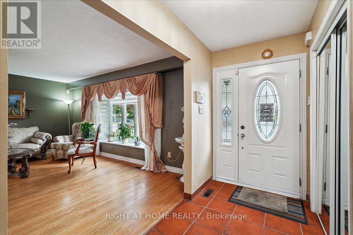 1 Sealstone Terrace, Toronto, Ontario  M1E 4J6 - Photo 6 - E12464247